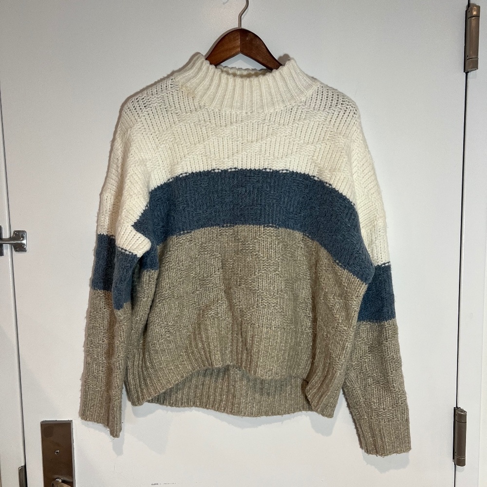 O&O Sweater
